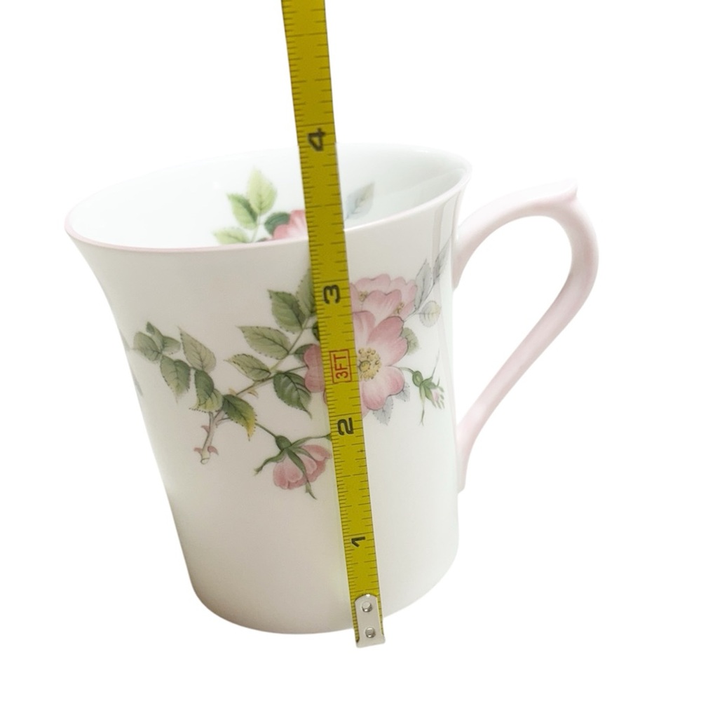 Vintage Queen's Fine Bone China Floral Pink Roses Tea Cup Mug Made in England - Picture 7 of 8